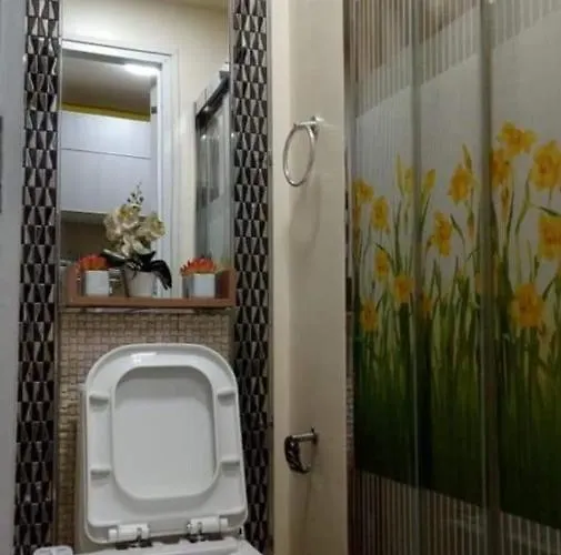 Hotel Reinastar Staycation @ Mplace Residences